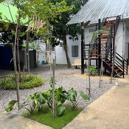 Por Chey Guesthouse Battambang Bagian luar foto