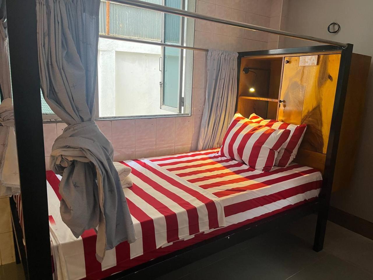 Por Chey Guesthouse Battambang Bagian luar foto