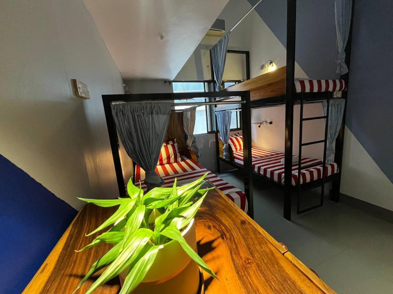 Por Chey Guesthouse Battambang Bagian luar foto