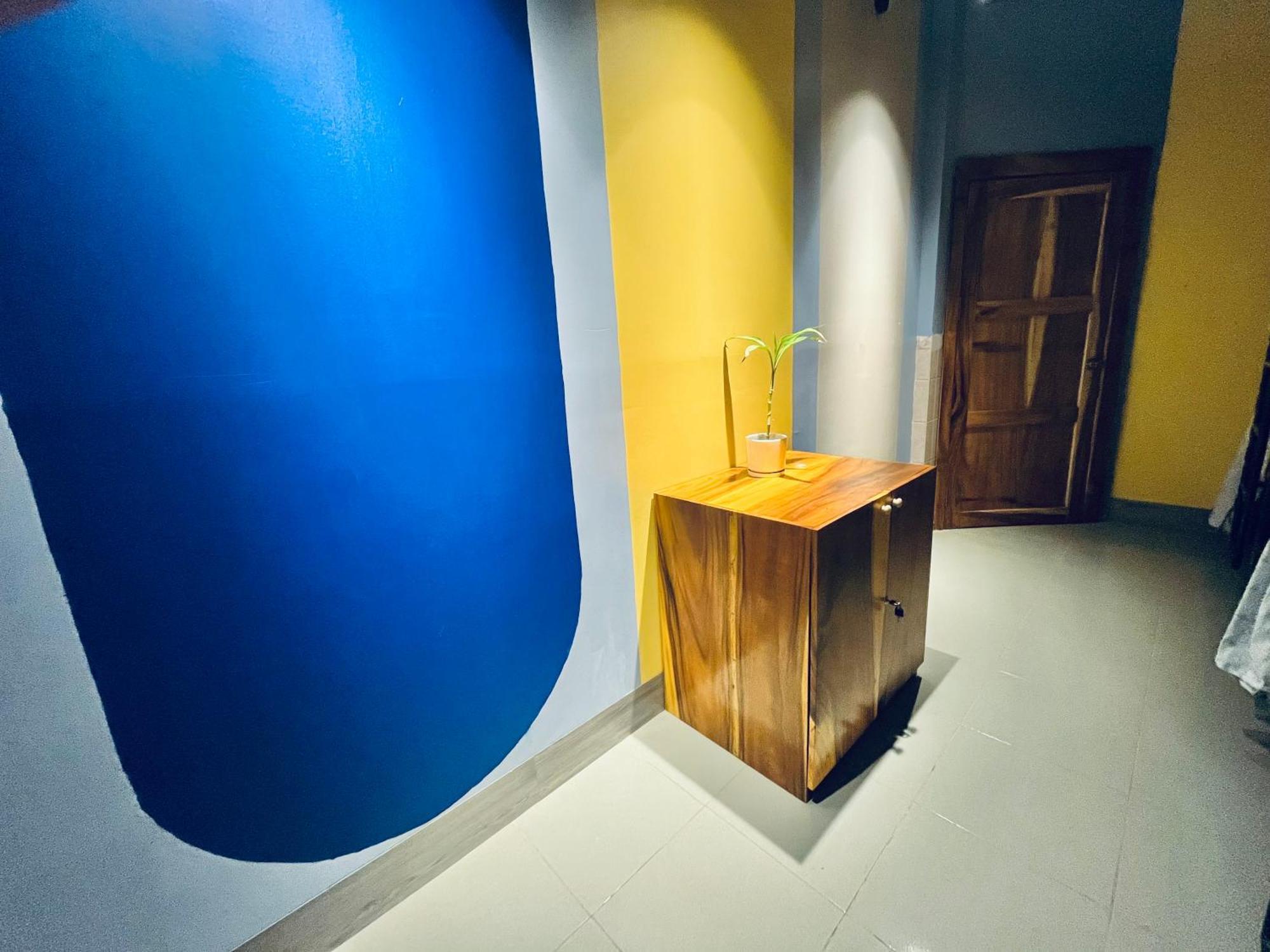 Por Chey Guesthouse Battambang Bagian luar foto