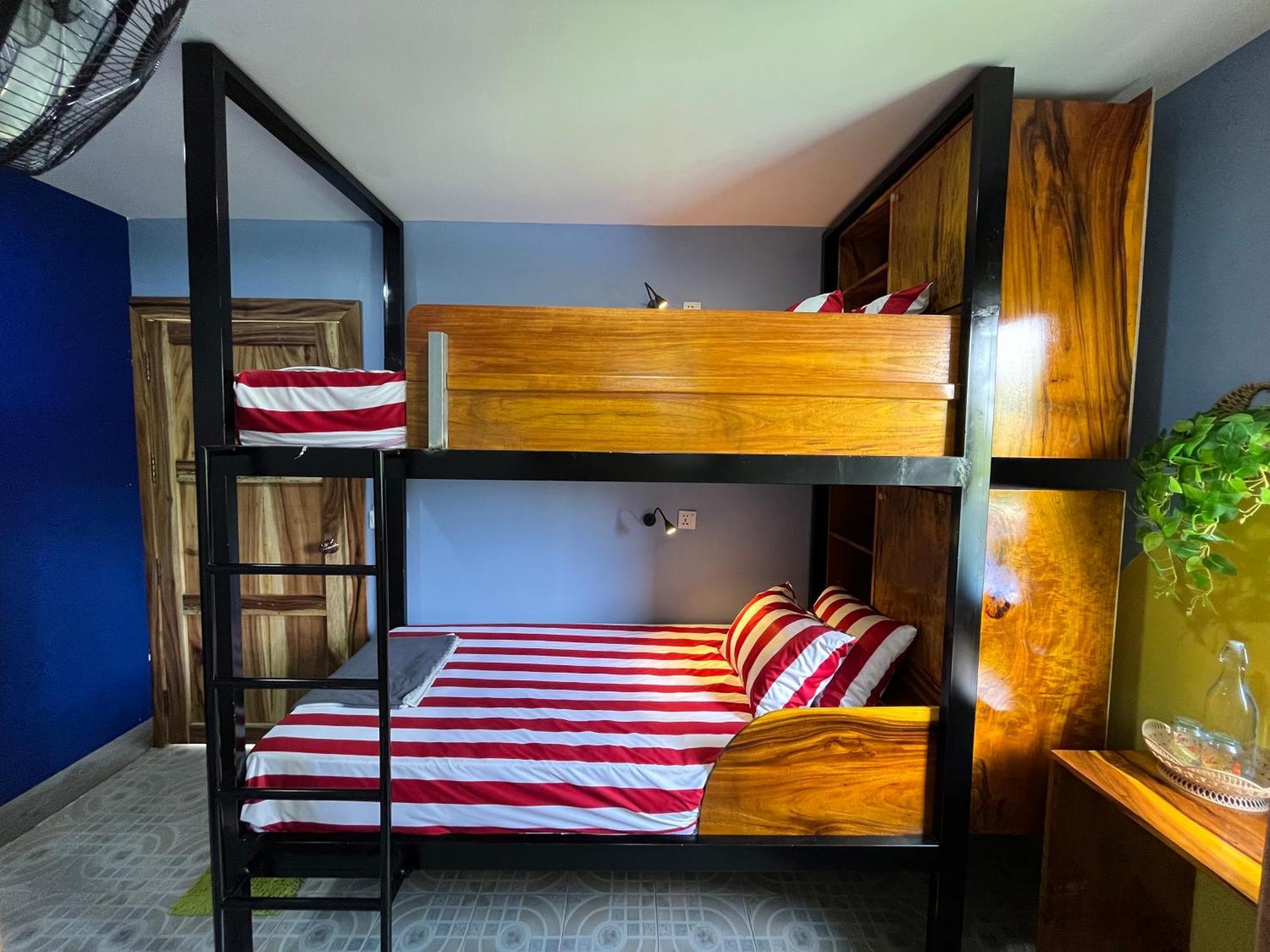 Por Chey Guesthouse Battambang Bagian luar foto