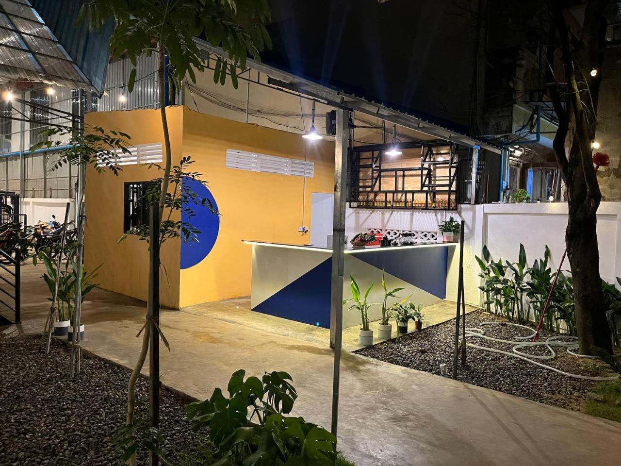 Por Chey Guesthouse Battambang Bagian luar foto